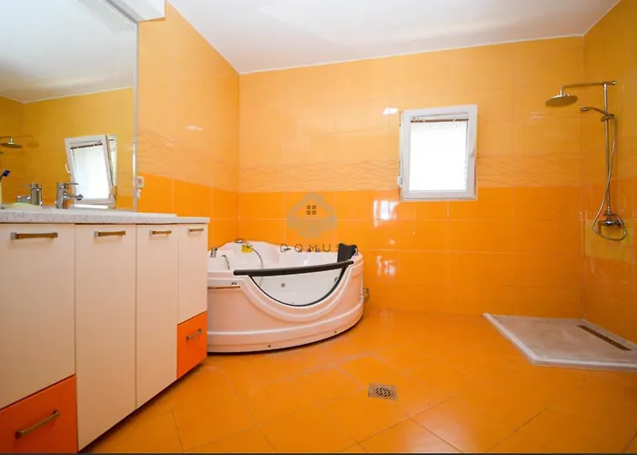 Baloci Hills * Подгориця